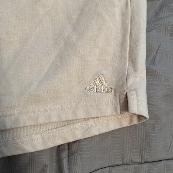 Cream adidas cloth shorts never worn - Picture 2 of 4
